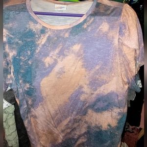 Vet fund sale!! EUC Lularoe tie dye tee top tunic soft drape size large